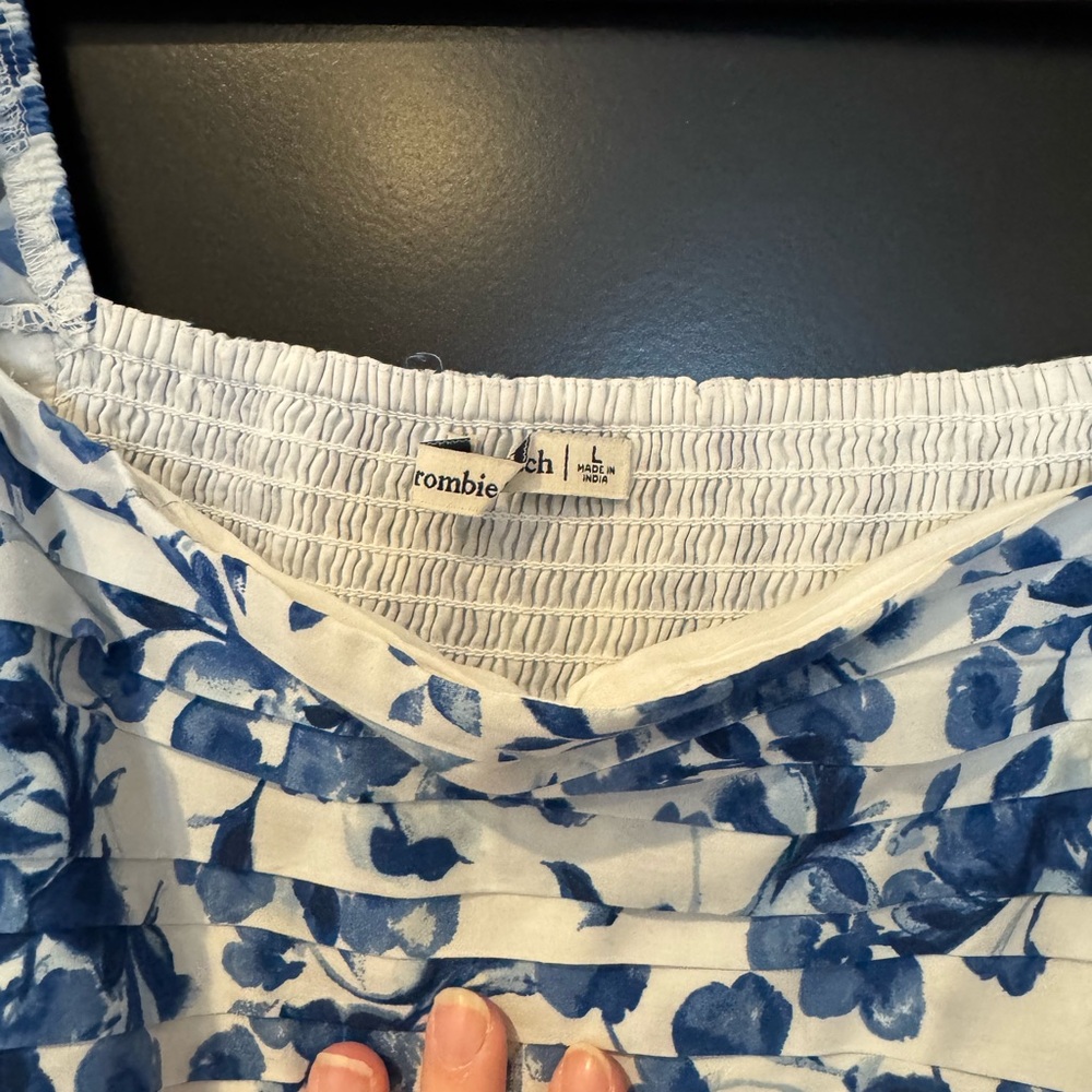 Abercrombie & Fitch White Mini Dress with Blue Floral Print - Picture 2 of 3